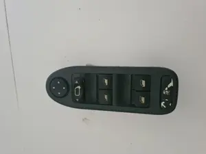 Foto de MANDO ELEVALUNAS DELANTERO IZQUIERDO CITROEN C5 BERLINA 2.0 HDi CAT (RHR / DW10BTED4) (136 CV / 100 KW) referencia 96498424ZF