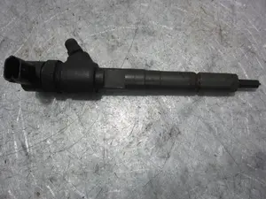 Foto de INYECTOR OPEL COMBO (CORSA C) referencia 0445110183 foto 1