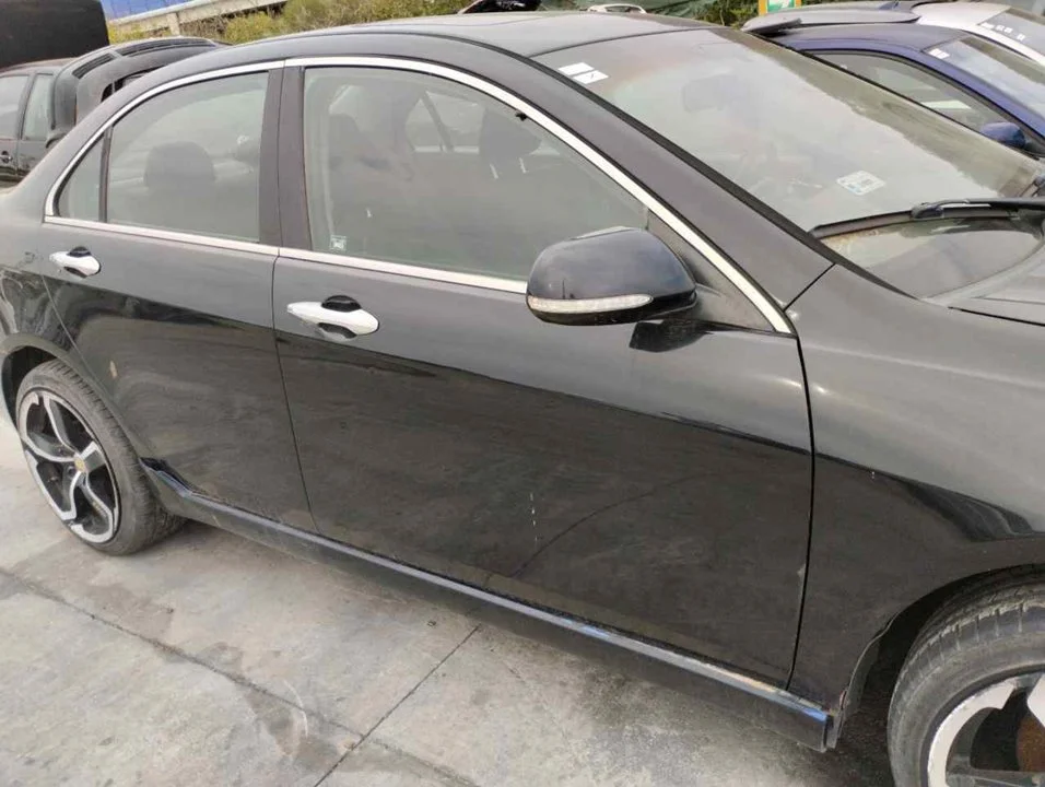 Foto de PUERTA DELANTERA DERECHA HONDA ACCORD BERLINA (CL/CN) 2.0 VTEC CAT (155 CV / 114 KW)