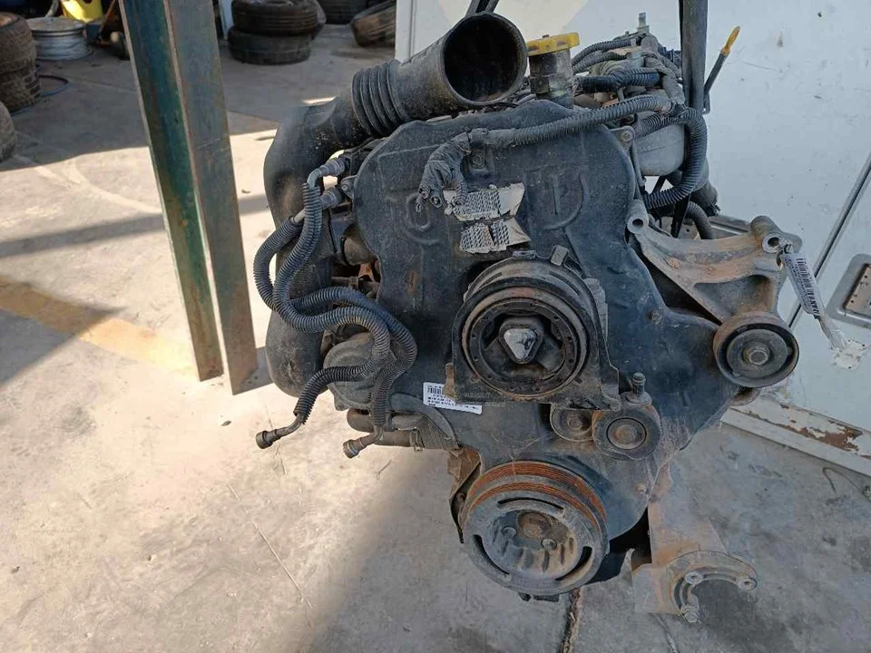 Foto de MOTOR COMPLETO CHRYSLER VOYAGER GS referencia VM98B