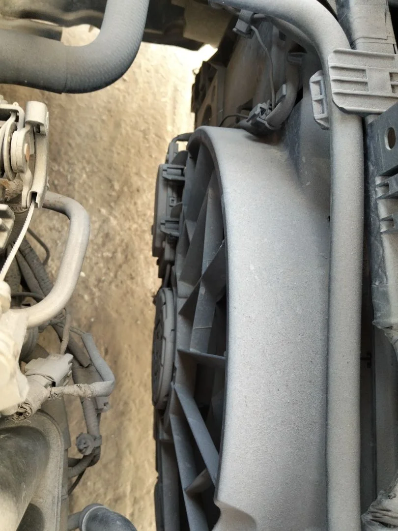 Foto de ELECTROVENTILADOR MAZDA 3 BERLINA (BK) 1.6 16V CAT (105 CV / 77 KW)