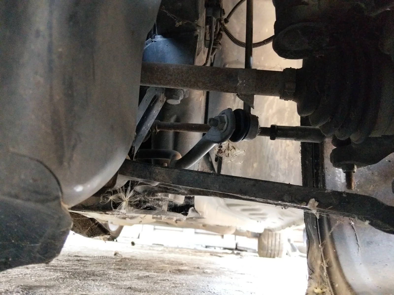 Foto de BRAZO SUSPENSION DELANTERO IZQUIERDO FIAT STILO (192) 1.9 JTD CAT (116 CV / 85 KW)