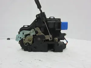 Foto de CERRADURA PUERTA TRASERA IZQUIERDA SEAT TOLEDO (5P2) 1.9 TDI (105 CV / 77 KW) referencia 7L0839015 foto 3
