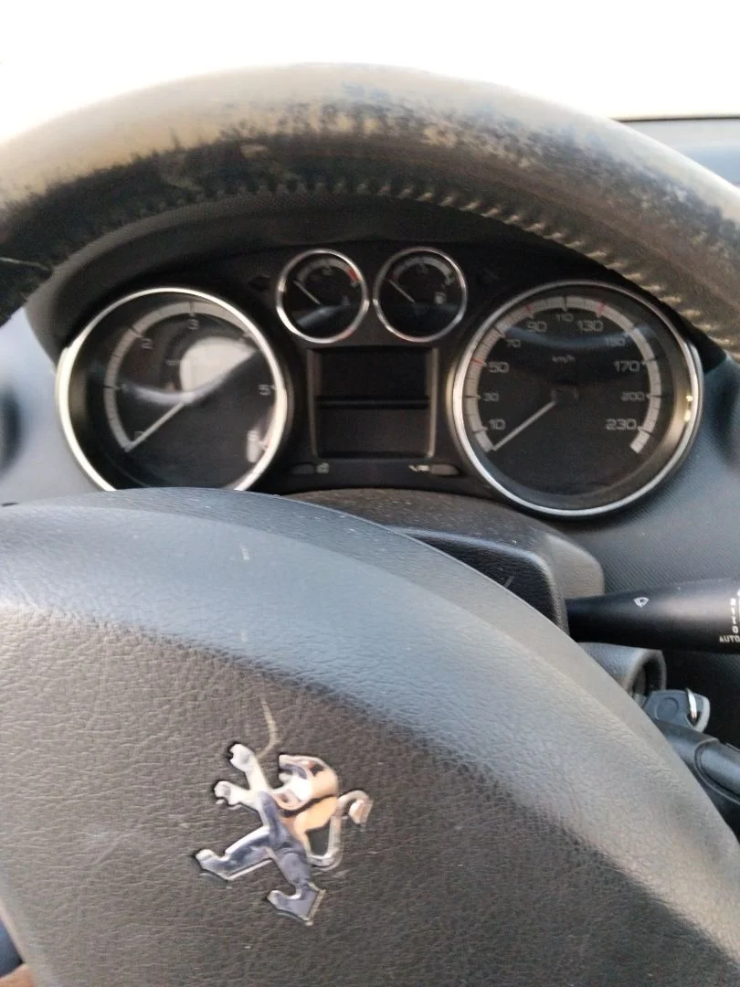 Foto de CUADRO INSTRUMENTOS PEUGEOT 308 SW 1.6 HDi FAP CAT (9HZ / DV6TED4) (109 CV / 80 KW)