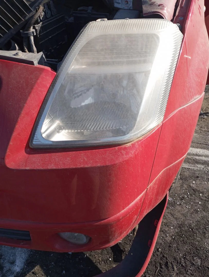 Foto de FARO IZQUIERDO CITROEN C2 1.4 (73 CV / 54 KW) referencia 620870