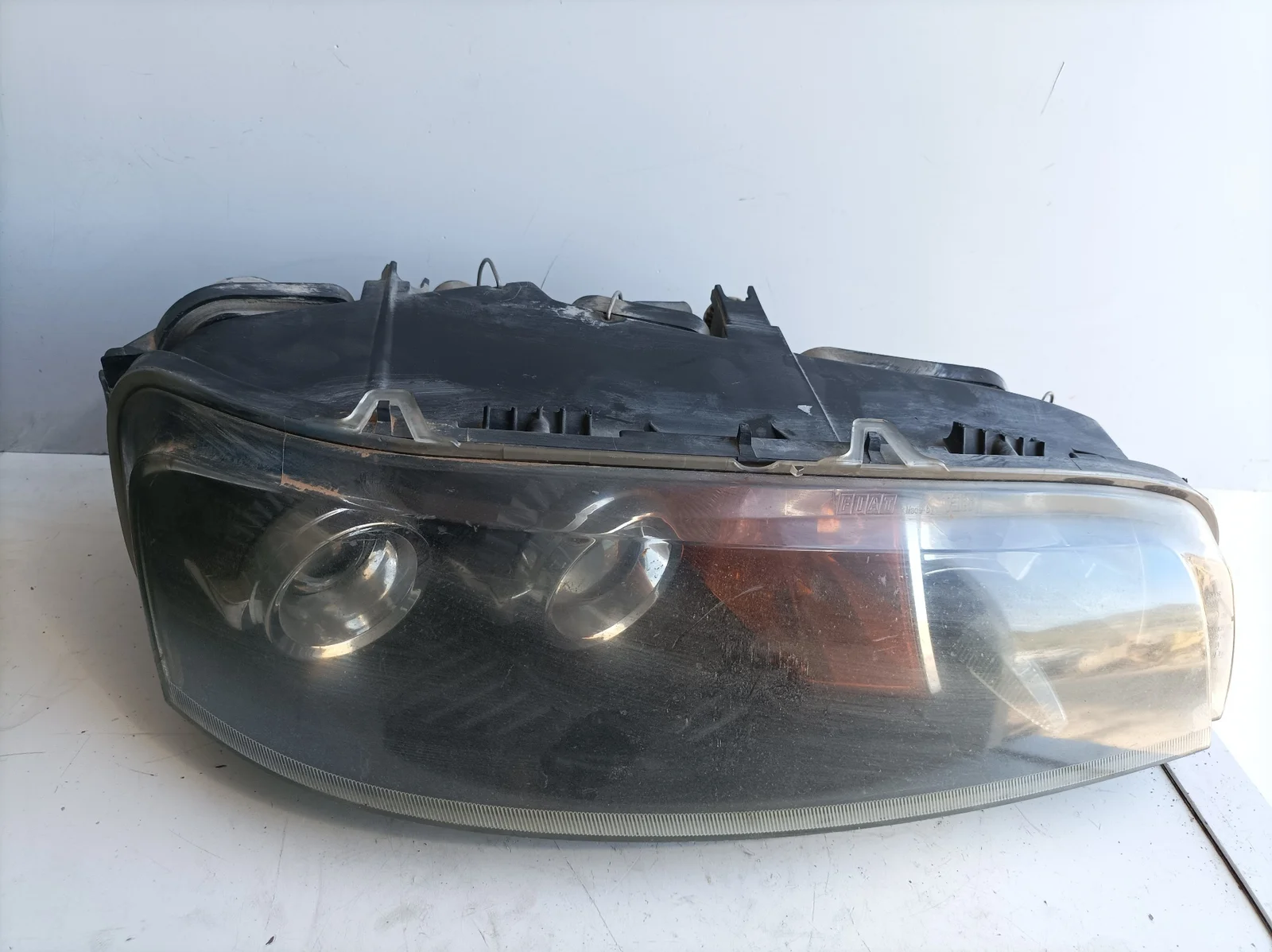 Foto de FARO DERECHO FIAT II PUNTO (188) BERLINA referencia 89100453