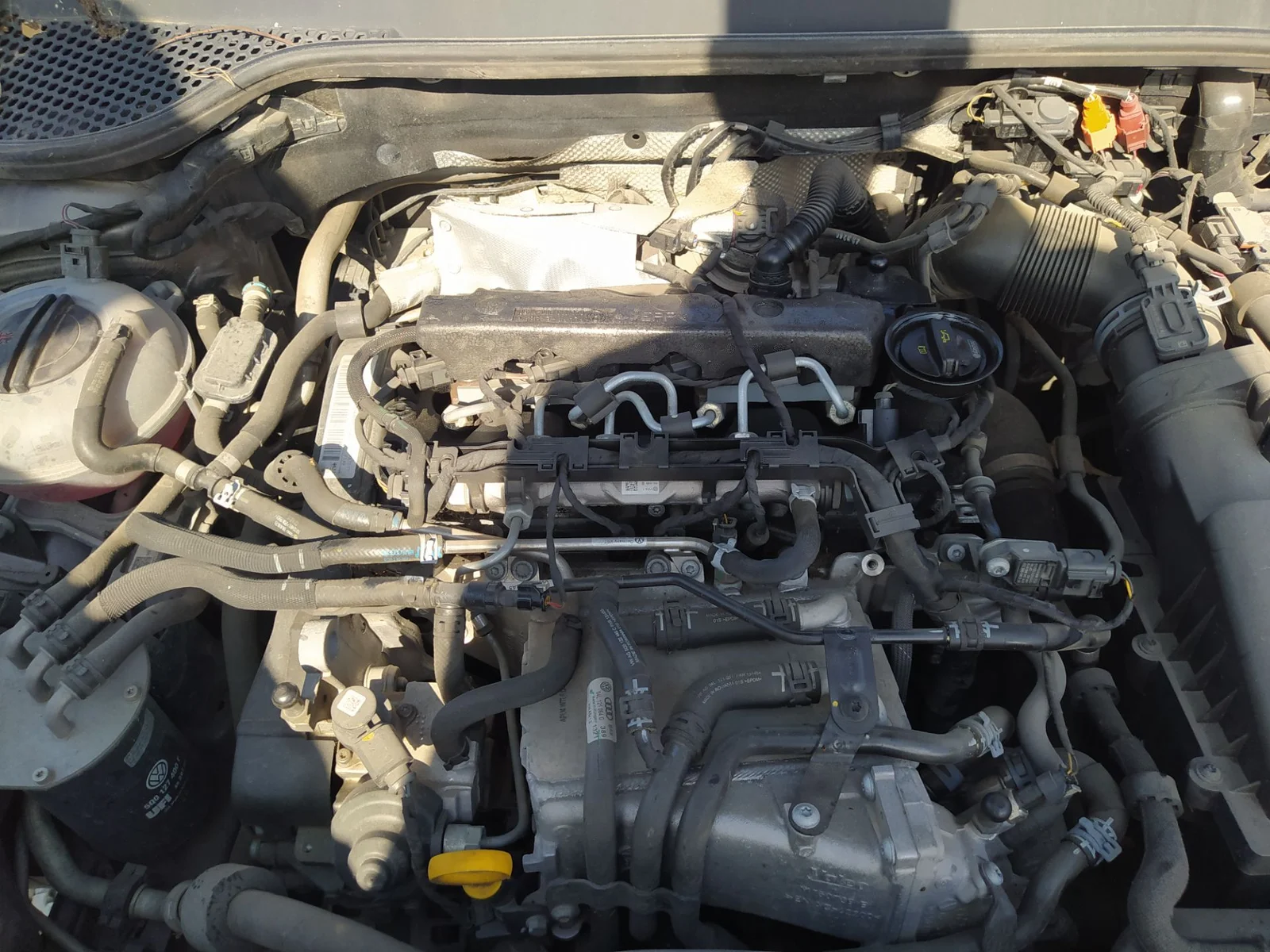 Foto de VALVULA AIRE ADICIONAL SEAT LEON ST 5F8 1.6 TDI (105 CV / 77 KW)
