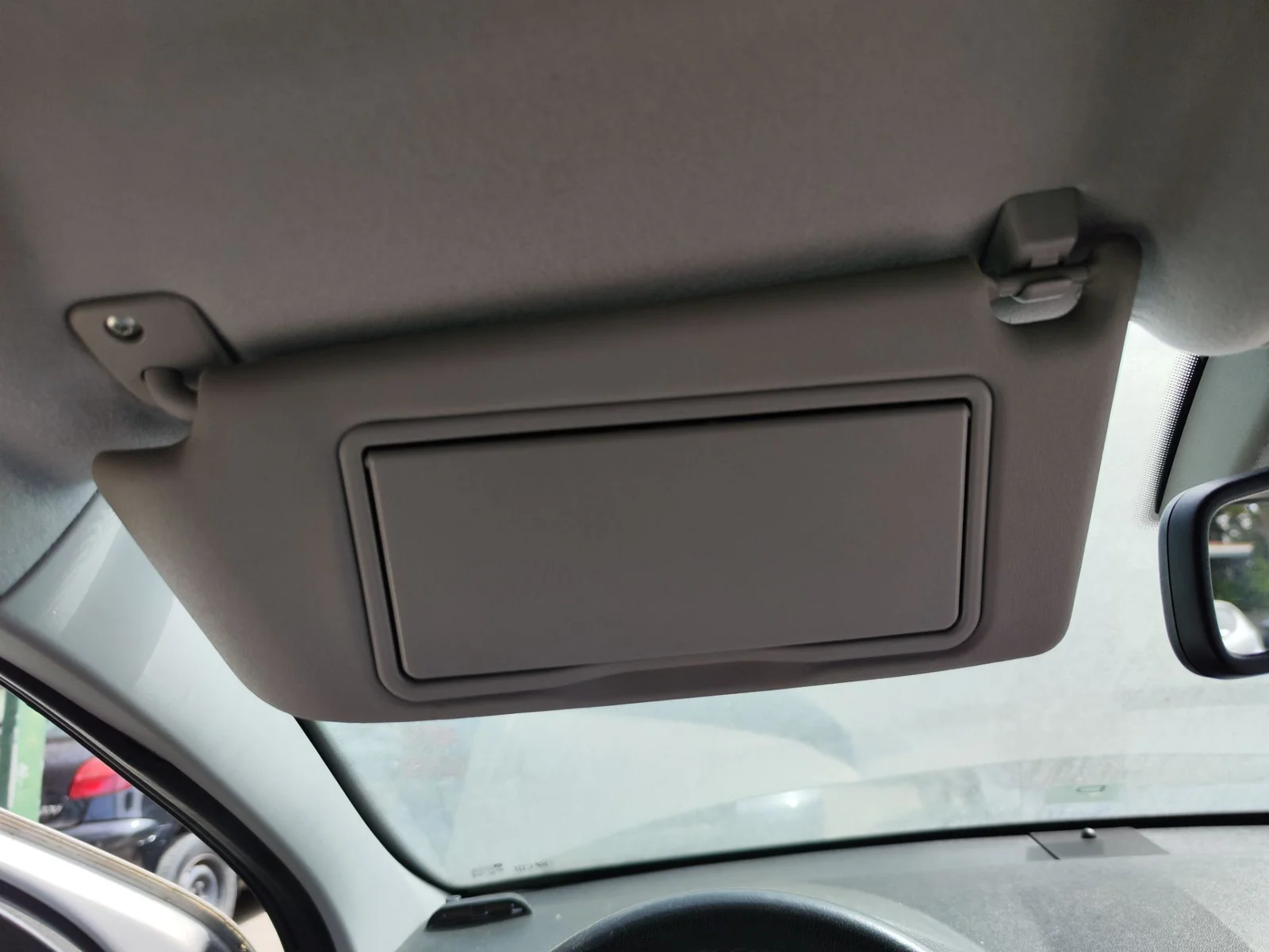 Foto de PARASOL IZQUIERDO OPEL ASTRA H BERLINA 1.7 16V CDTI (110 CV / 81 KW)