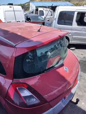 Foto de PORTON TRASERO RENAULT MEGANE II BERLINA 5P 1.4 16V (98 CV / 72 KW) referencia 7751473705 foto 6