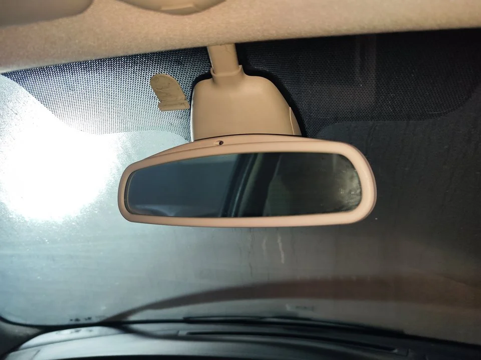 Foto de RETROVISOR INTERIOR RENAULT SCENIC II (JM) 1.9 dCi Diesel (120 CV / 88 KW) referencia E11015708