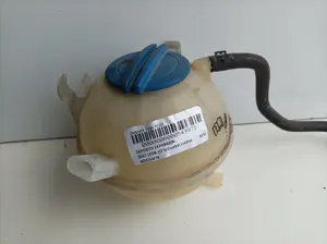 Foto de DEPOSITO EXPANSION SEAT LEON (1P1) 1.6 (102 CV / 75 KW) referencia 1K0121407A foto 2