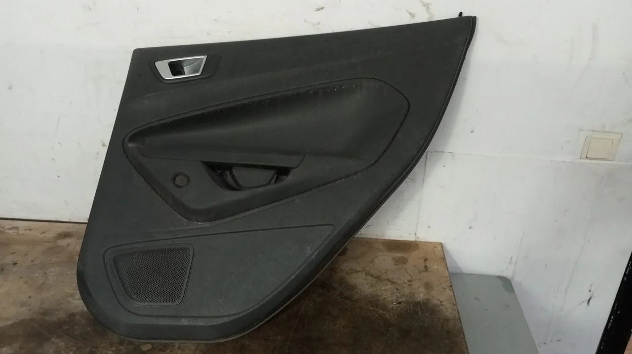 Foto de GUARNECIDO PUERTA TRASERA DERECHA FORD FIESTA (CNN) 1.5 TDCi CAT (75 CV / 55 KW) referencia C1BBA27406AB