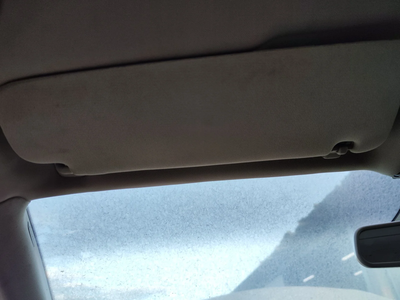 Foto de PARASOL IZQUIERDO AUDI Q7 (4L) 3.0 V6 24V TDI (233 CV / 171 KW)