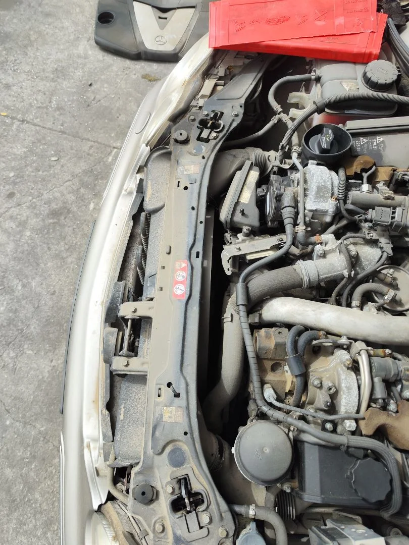 Foto de PANEL FRONTAL MERCEDES-BENZ CLASE C (BM 203) BERLINA 3.0 CDI CAT (224 CV / 165 KW)
