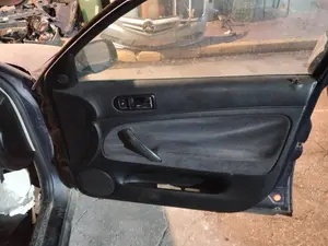 Foto de ELEVALUNAS DELANTERO DERECHO VOLKSWAGEN PASSAT BERLINA (3B2) 1.9 TDI (110 CV / 81 KW) referencia 3B1837462