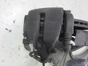 Foto de PINZA DE FRENO TRASERA IZQUIERDA VOLKSWAGEN T6.1 TRANSPORTER CARAVELLE (SH) 2.0 TDI (110 CV / 81 KW) referencia 7H0615423A