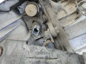Foto de CAJA CAMBIOS CITROEN XSARA BERLINA 1.9 Turbodiesel (90 CV / 66 KW) referencia 20TE43 foto 3