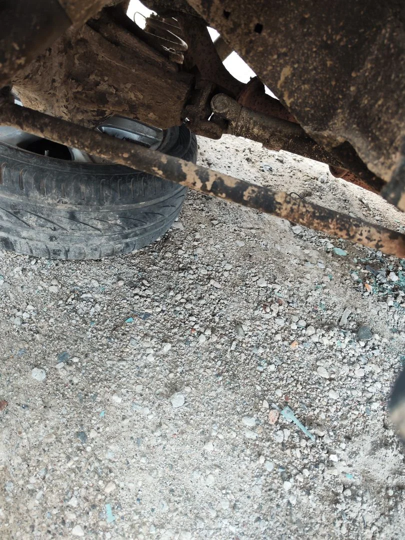 Foto de BRAZO SUSPENSION TRASERO DERECHO LAND ROVER DISCOVERY (LT) 4.0 V8 CAT (185 CV / 136 KW) referencia FK725B673AC