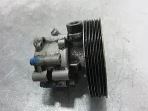 Foto de BOMBA DIRECCION PEUGEOT 407 2.0 16V HDi FAP CAT (RHR / DW10BTED4) (136 CV / 100 KW) referencia 9637000880 foto 6