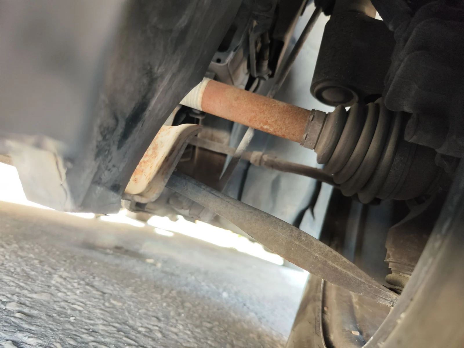 Foto de BRAZO SUSPENSION DELANTERO IZQUIERDO CITROEN BERLINGO FURGÓN 1.6 16V HDi FAP (75 CV / 55 KW)