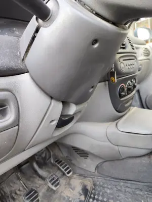 Foto de COLUMNA DIRECCION RENAULT SCENIC I (JA...) 1.9 dCi Diesel CAT (102 CV / 75 KW) referencia 8200816036
