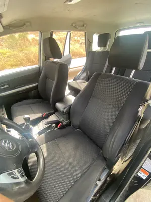 Foto de JUEGO ASIENTOS COMPLETO SUZUKI GRAND VITARA (JB/JT) 2.0 16V CAT (140 CV / 103 KW)