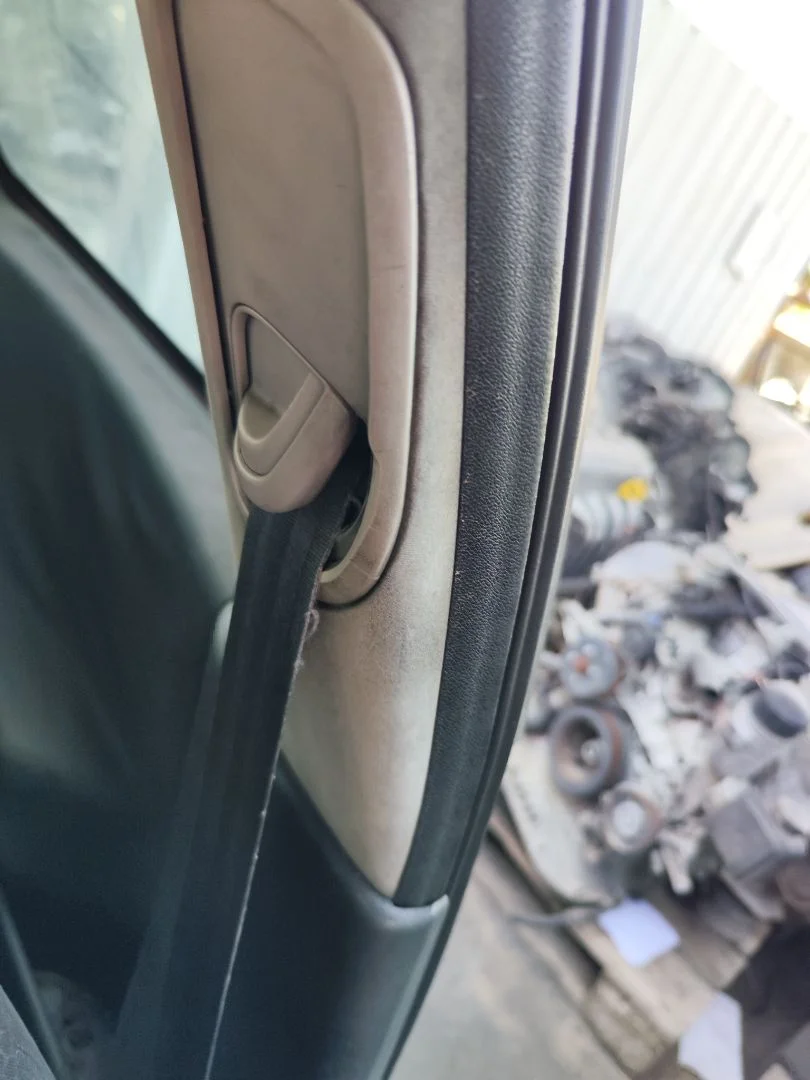 Foto de CINTURON SEGURIDAD DELANTERO IZQUIERDO RENAULT MEGANE II BERLINA 3P 1.9 dCi Diesel (120 CV / 88 KW)