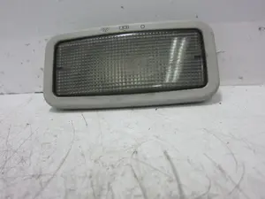 Foto de NO IDENTIFICADO VOLKSWAGEN POLO III BERLINA (6N2) 1.4 16V (75 CV / 55 KW) referencia 6N0947105F