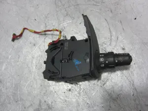 Foto de MANDO LUCES RENAULT CLIO III 1.2 16V (75 CV / 55 KW) referencia 88102002096 foto 4