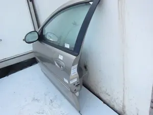 Foto de PUERTA DELANTERA IZQUIERDA CHRYSLER SEBRING JR 41 BERLINA 2.7 CAT (203 CV / 149 KW) foto 4