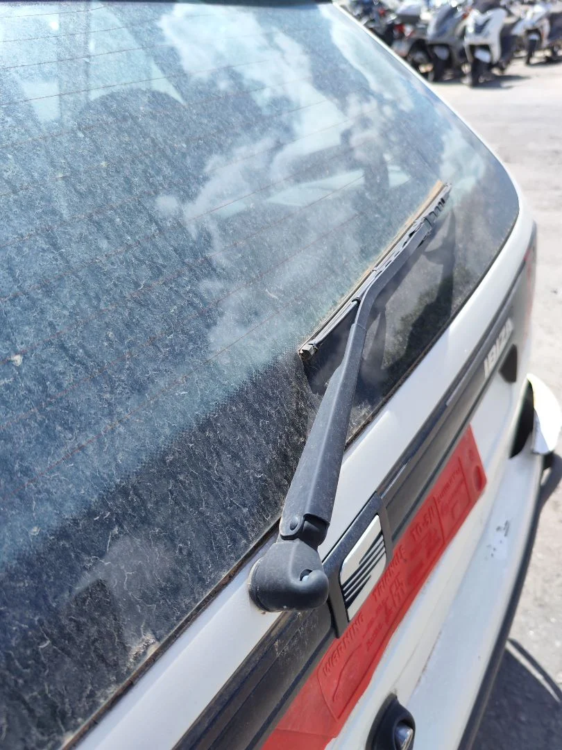 Foto de MOTOR LIMPIA TRASERO SEAT IBIZA (6K1) 1.4 (60 CV / 44 KW)