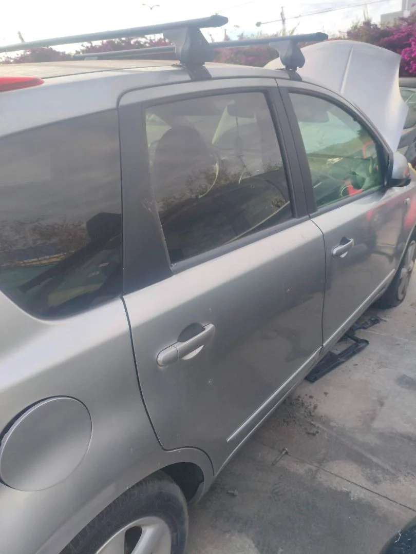 Foto de PUERTA TRASERA DERECHA NISSAN NOTE (E11E) 1.4 CAT (88 CV / 65 KW) referencia H21009U0MA