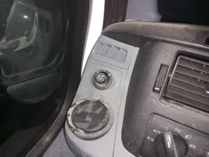 Foto de MANDO RETROVISOR FORD TRANSIT COMBI (TT9) 2.2 TDCi CAT (116 CV / 85 KW)