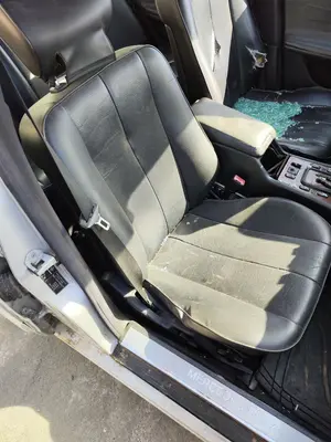 Foto de ASIENTO DELANTERO DERECHO MERCEDES-BENZ CLASE E (BM 210) BERLINA 2.2 CDI CAT (143 CV / 105 KW) foto 2