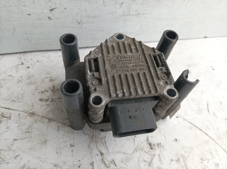 Foto de BOBINA ENCENDIDO VOLKSWAGEN PASSAT BERLINA (3B3) 1.9 TDI (131 CV / 96 KW) referencia 032905106
