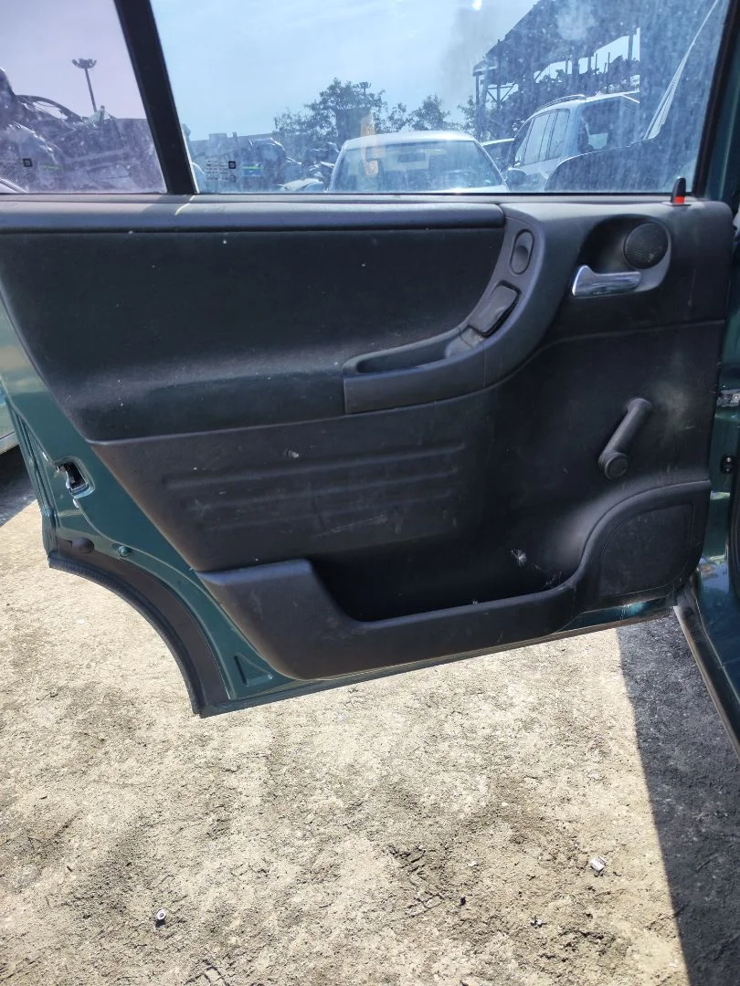 Foto de GUARNECIDO PUERTA TRASERA IZQUIERDA OPEL ZAFIRA A 2.0 DTI (101 CV / 74 KW) referencia 13141890