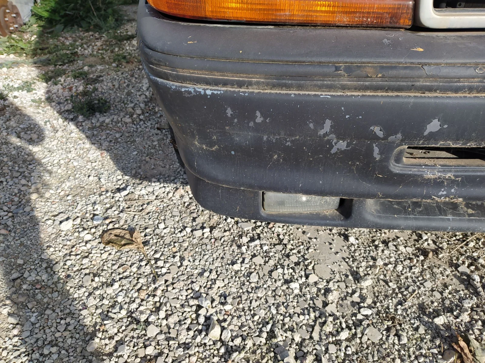 Foto de FARO ANTINIEBLA DERECHO CHRYSLER VOYAGER GS 2.5 Turbodiesel (116 CV / 85 KW)