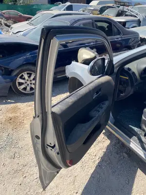 Foto de GOMAS CONTORNO PUERTA HYUNDAI I30 (FD) 1.4 CAT (109 CV / 80 KW)