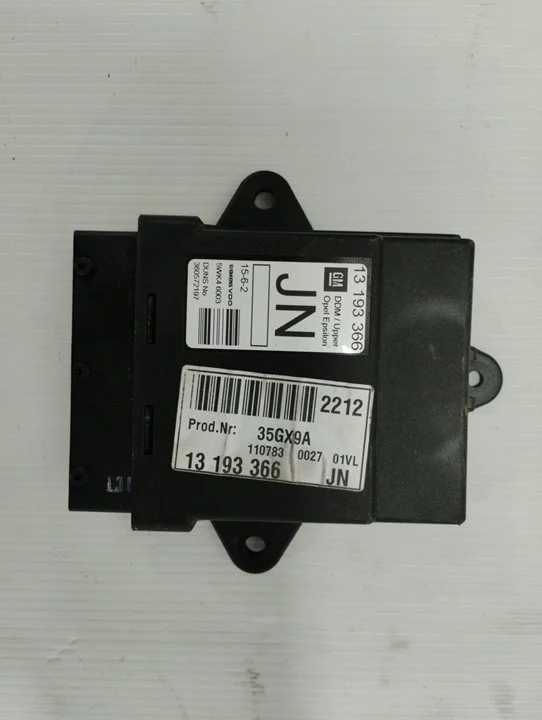 Foto de MODULO ELECTRONICO OPEL VECTRA C BERLINA 1.9 CDTI CAT (Z 19 DTL) (101 CV / 74 KW) referencia 13193366