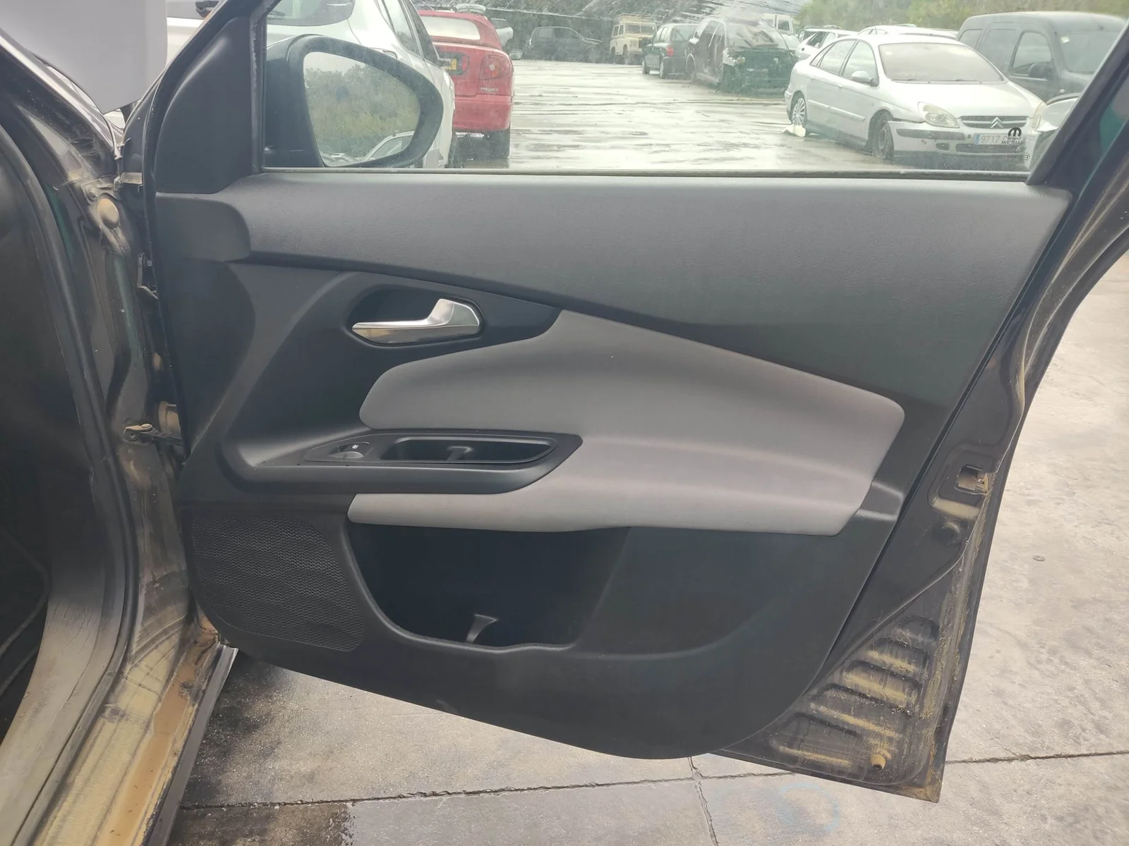 Foto de GUARNECIDO PUERTA DELANTERA DERECHA FIAT II TIPO (356) BERLINA 1.4 (95 CV / 70 KW) referencia 0735668606