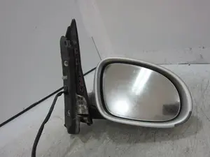Foto de RETROVISOR DERECHO VOLKSWAGEN GOLF PLUS V (5M1) 1.9 TDI (105 CV / 77 KW) referencia 076014