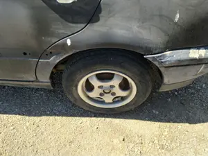 Foto de BIELETA ESTABILIZADORA TRASERA IZQUIERDA SEAT CORDOBA BERLINA (6K2) 1.4  (60 CV / 44 KW) referencia 1H1611019C