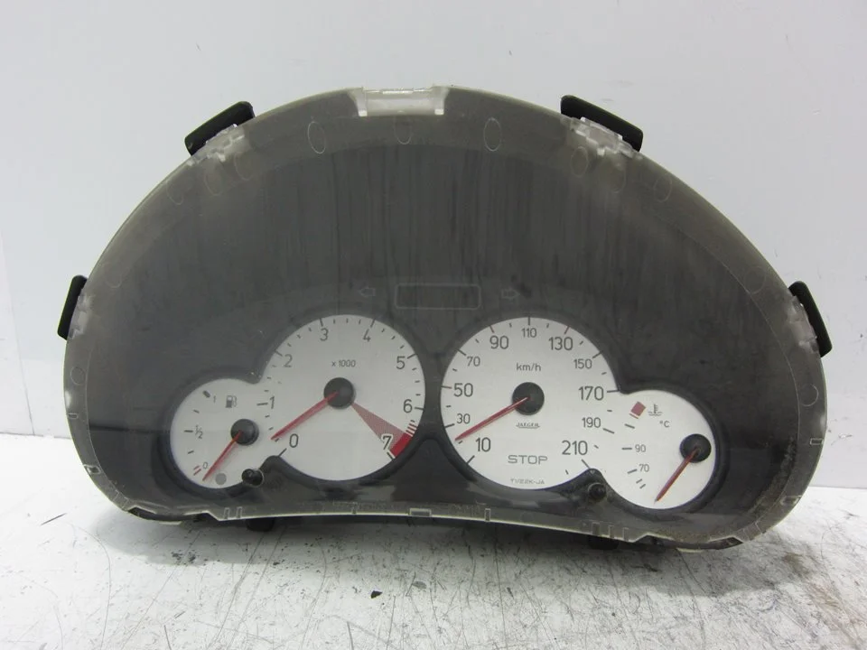 Foto de CUADRO INSTRUMENTOS PEUGEOT 206 BERLINA 4-PT. referencia 9656696380
