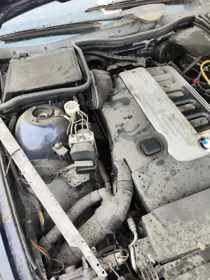Foto de MOTOR COMPLETO BMW SERIE 5 BERLINA (E39) 3.0 24V Turbodiesel CAT (193 CV / 142 KW) foto 3