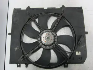 Foto de ELECTROVENTILADOR MERCEDES-BENZ CLASE E (BM 210) BERLINA 2.7 CDI 20V CAT (170 CV / 125 KW) referencia A0015003093
