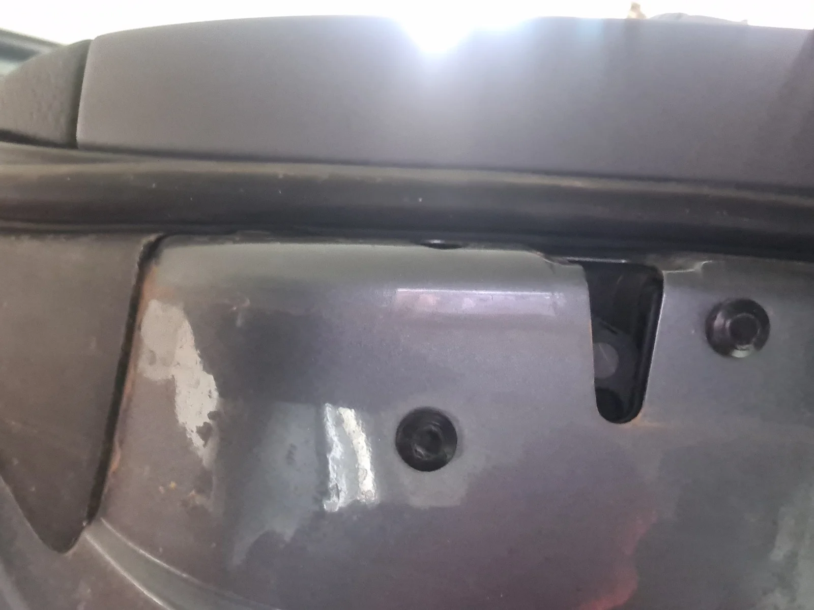 Foto de CERRADURA PUERTA TRASERA IZQUIERDA PORSCHE CAYENNE (TIPO 9PA) 3.2 V6 CAT (250 CV / 184 KW)