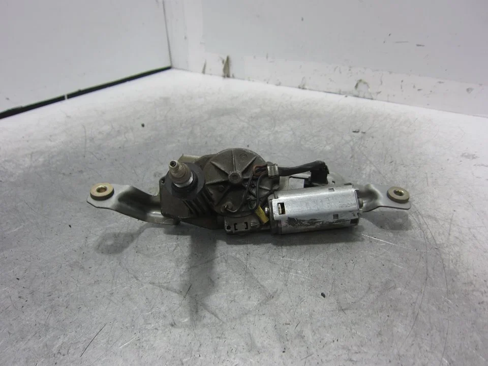 Foto de MOTOR LIMPIA TRASERO SEAT IBIZA (6K1) 1.4 (60 CV / 44 KW) referencia 6K6955713A