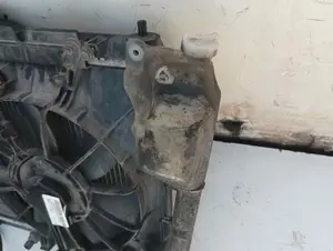 Foto de DEPOSITO EXPANSION HONDA CR-V (RD8) 2.0 VTEC CAT (150 CV / 110 KW) foto 2