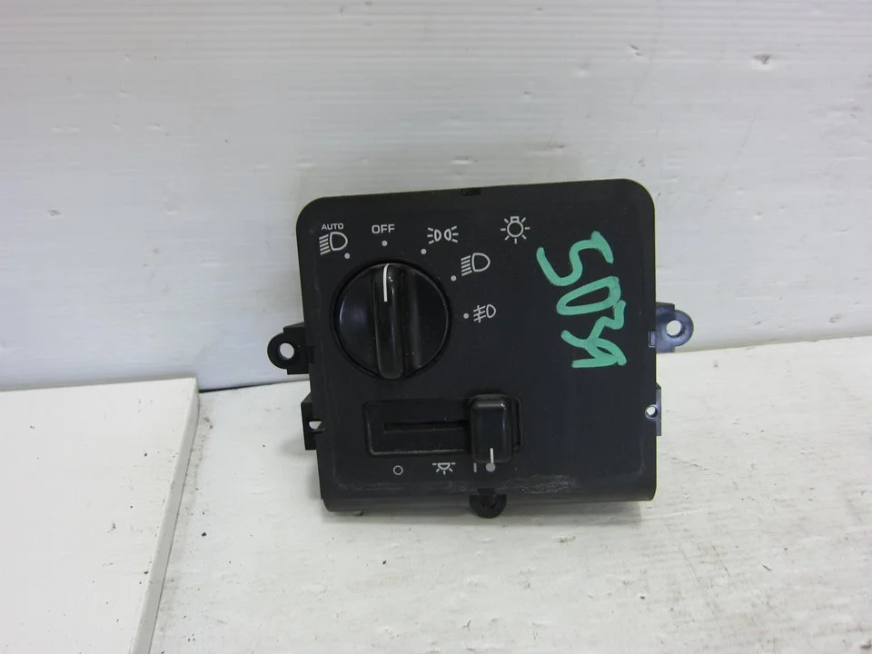 Foto de MANDO LUCES CHRYSLER JEEP GR.CHEROKEE (ZJ)/(Z) 5.2 V8 CAT (211 CV / 155 KW) referencia 56004965