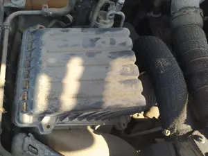 Foto de CAJA FILTRO AIRE SSANGYONG MUSSO 2.9 Turbodiesel CAT (120 CV / 88 KW)